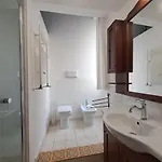 Ausa לינה וארוחת בוקר
