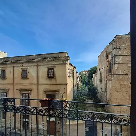 Ausa Bed & Breakfast